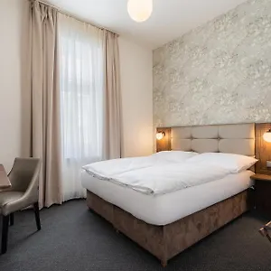 4* Hotel Victoria