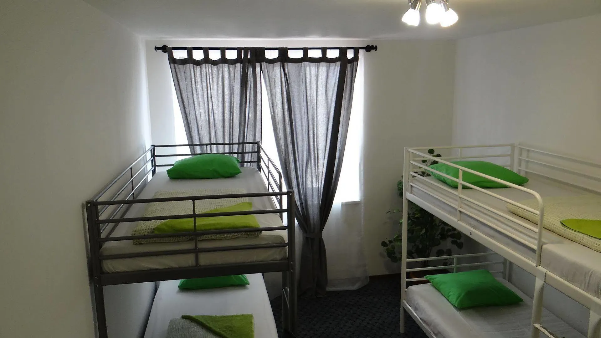 Sokolska Youth Hostel Prague