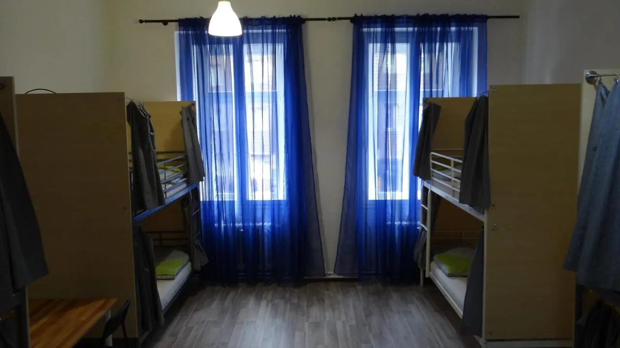 Sokolska Youth Hostel Прага