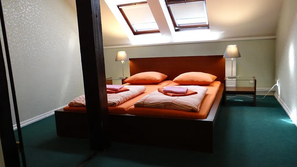 Sokolska Youth Hostel Прага Чехия